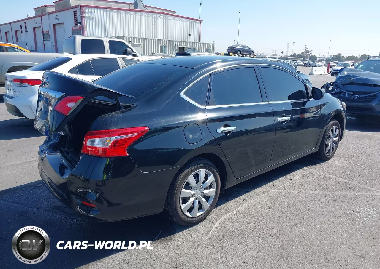 2018 Nissan Sentra S VIN:3N1AB7AP5JY270855 - 4