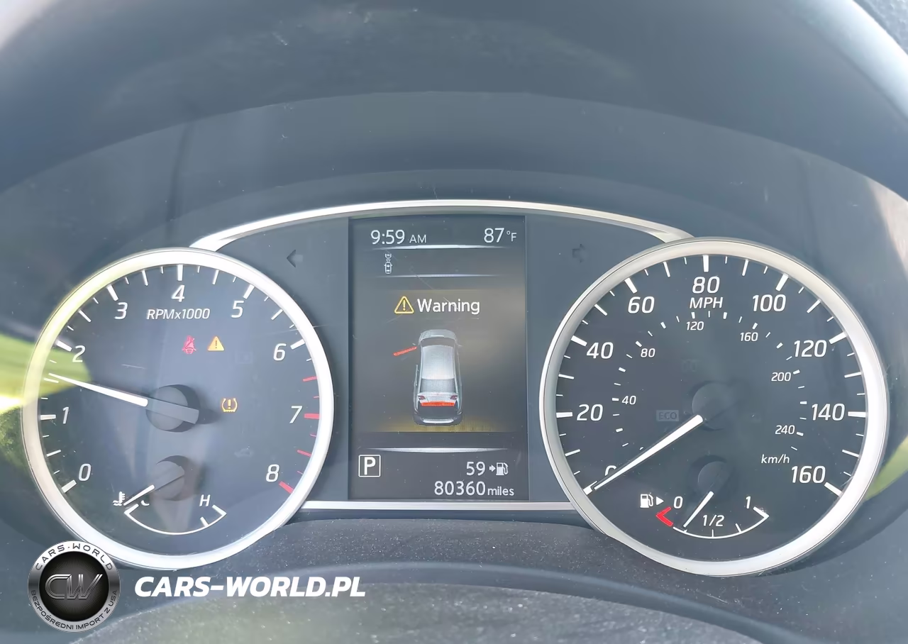 2018 Nissan Sentra S VIN:3N1AB7AP5JY270855 - 7