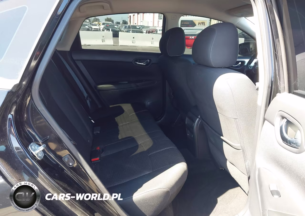 2018 Nissan Sentra S VIN:3N1AB7AP5JY270855 - 8