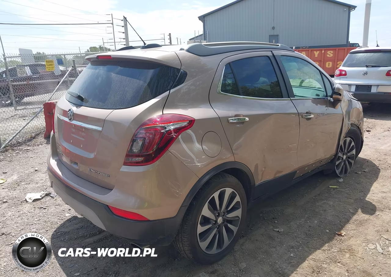2018 Buick Encore Essence VIN:KL4CJCSB3JB573002 - 4