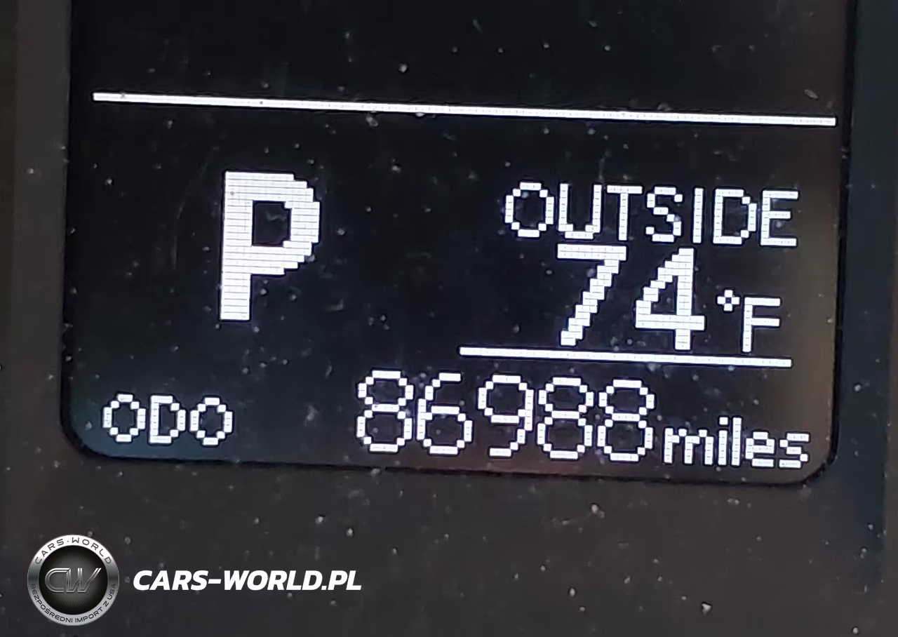 2019 Toyota Corolla Le VIN:2T1BURHE7KC145935 - 16