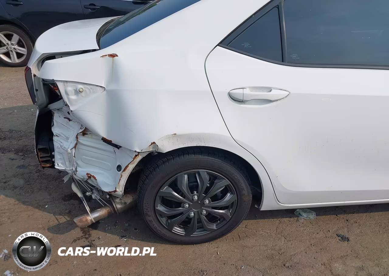 2019 Toyota Corolla Le VIN:2T1BURHE7KC145935 - 18