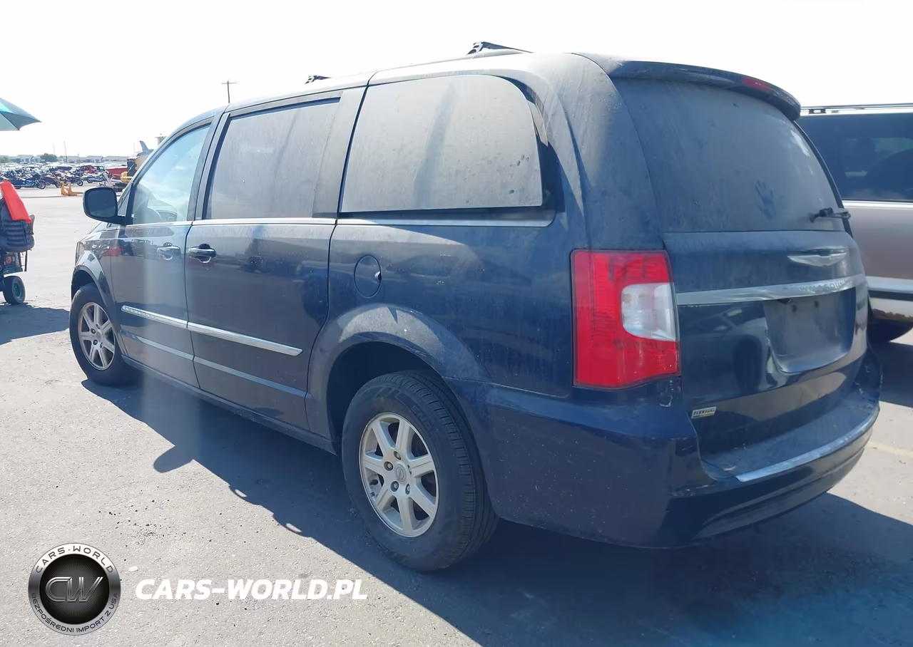2013 Chrysler Town & Country Touring VIN:2C4RC1BGXDR657575 - 3
