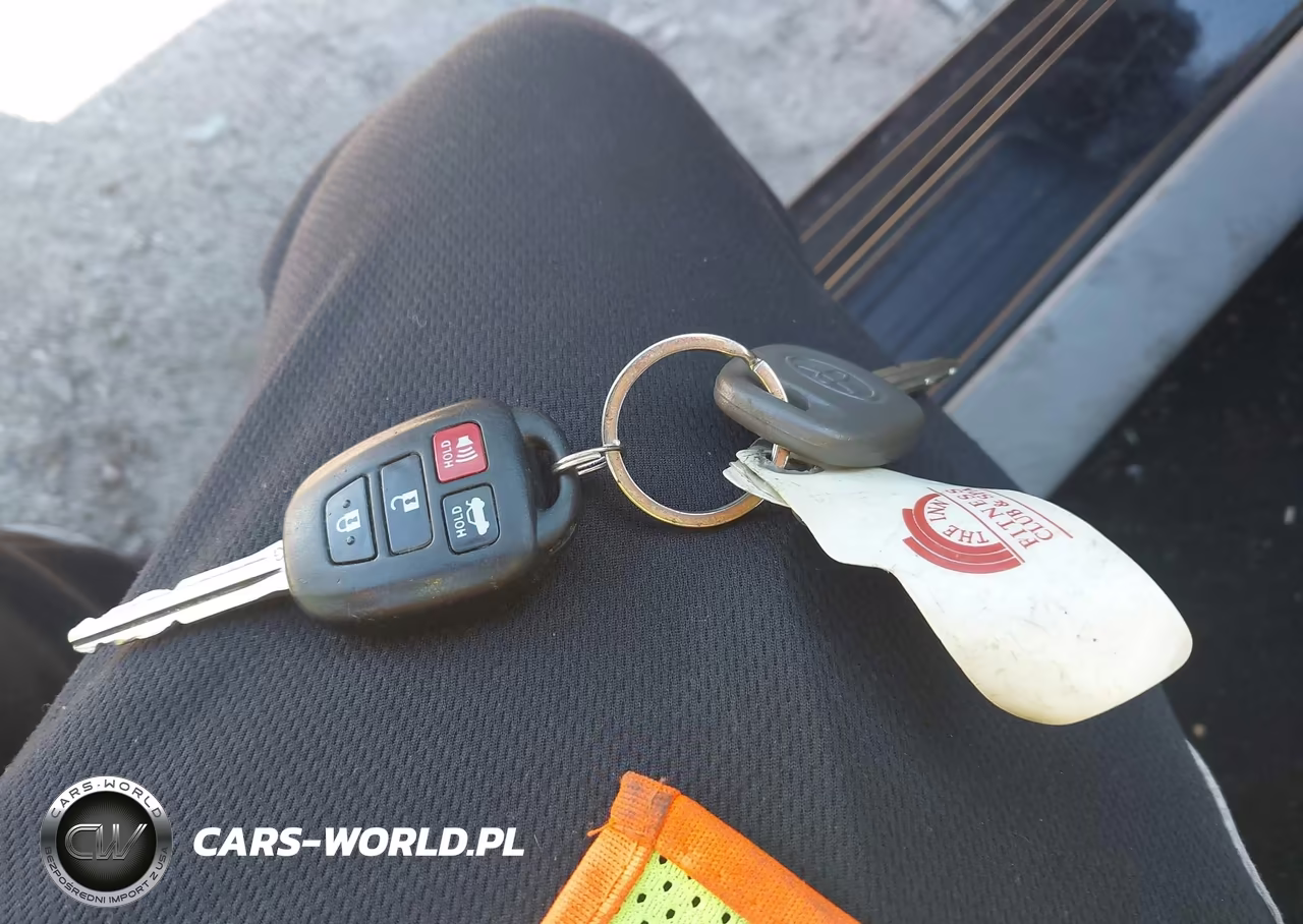 2012 Toyota Camry Le VIN:4T4BF1FK0CR268678 - 11