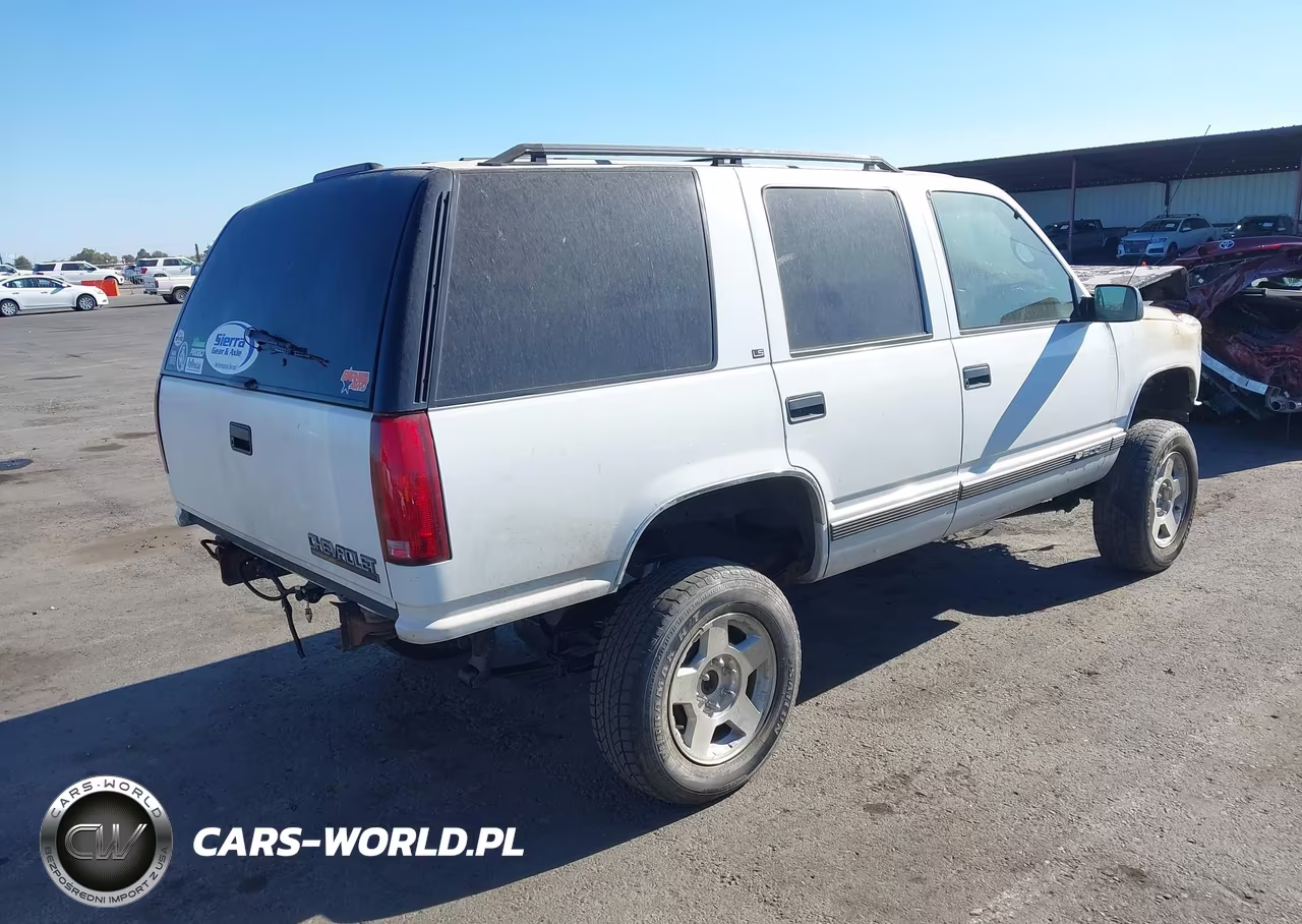 1996 Chevrolet Tahoe K1500 VIN:1GNEK13R8TJ372949 - 4