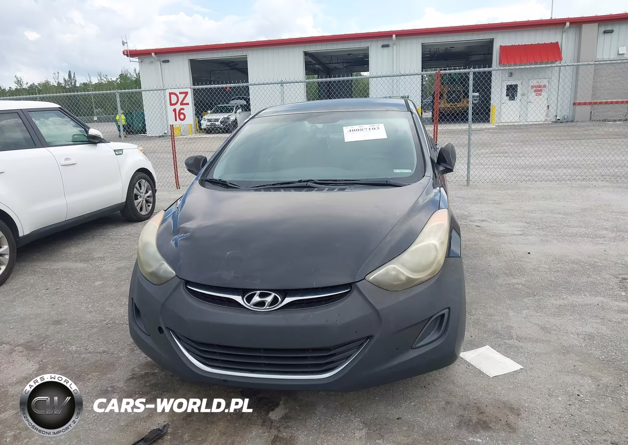 2011 Hyundai Elantra Gls VIN:5NPDH4AE1BH011557 - 12