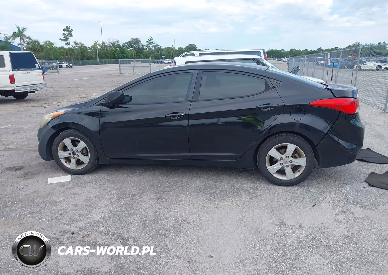 2011 Hyundai Elantra Gls VIN:5NPDH4AE1BH011557 - 14