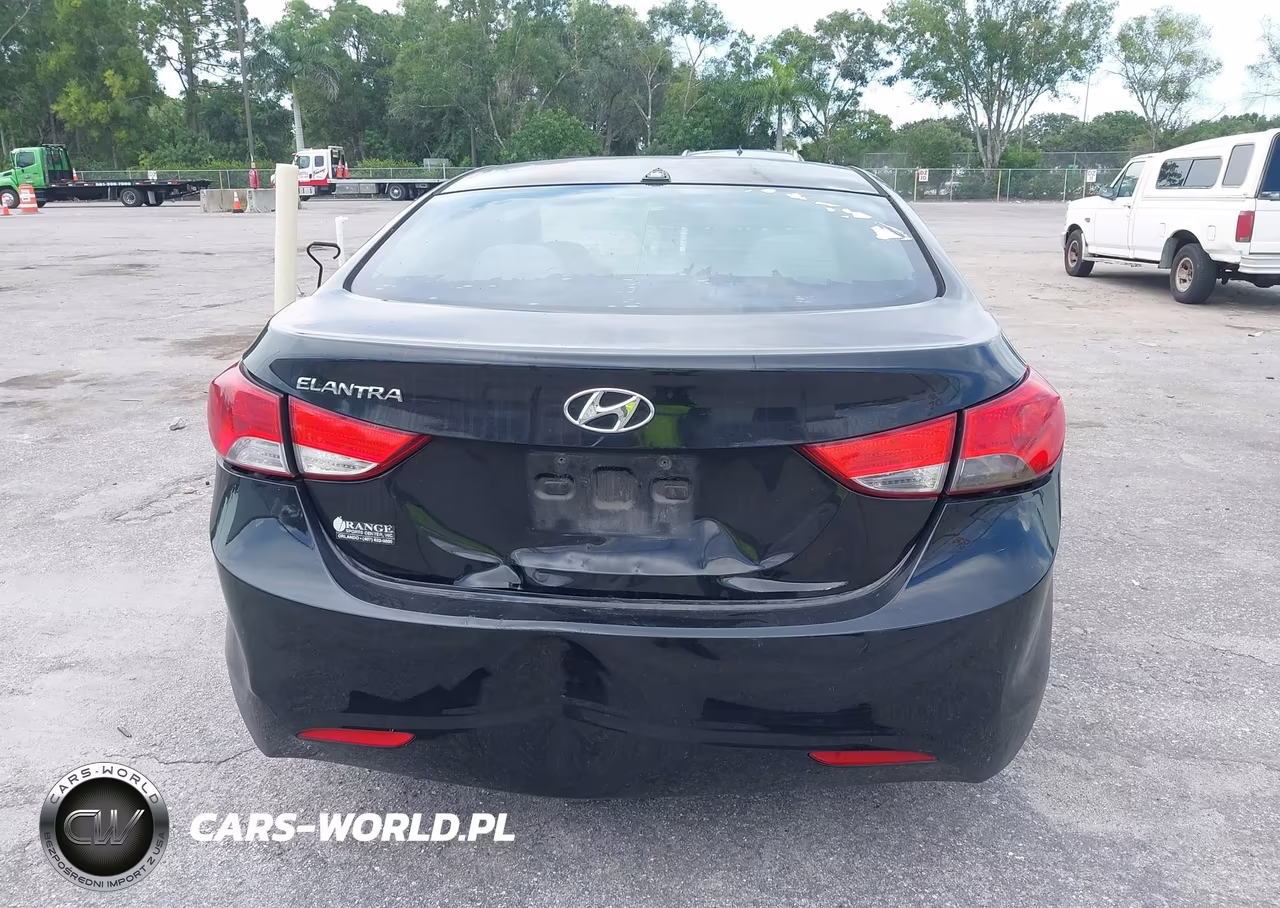 2011 Hyundai Elantra Gls VIN:5NPDH4AE1BH011557 - 16
