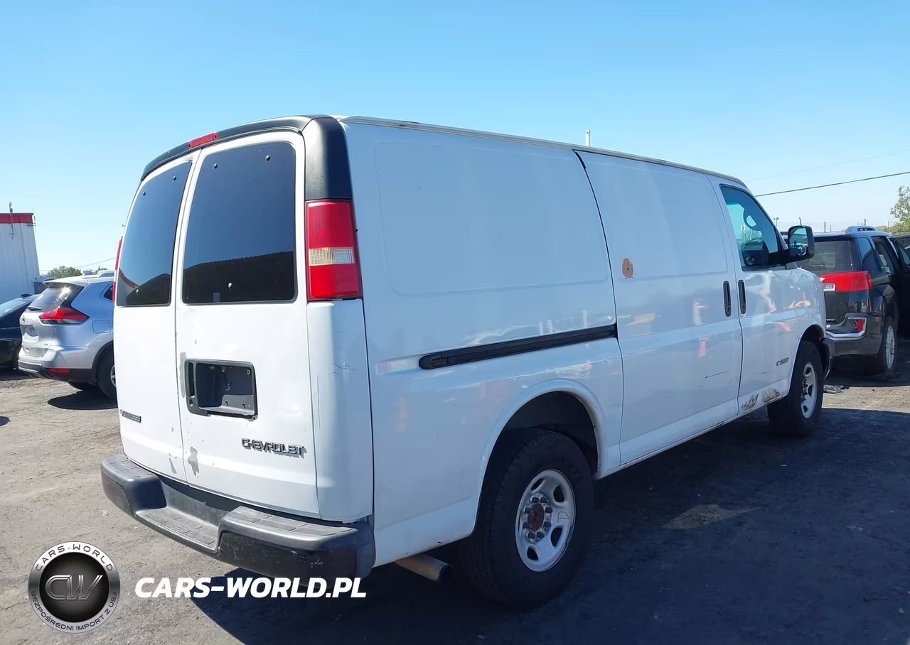 2005 Chevrolet Express VIN:1GCGG25V151132289 - 4