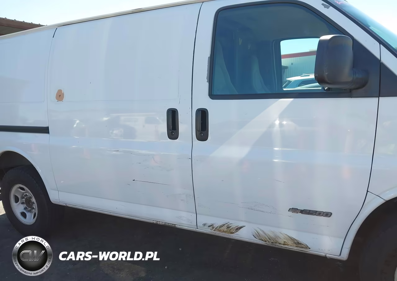 2005 Chevrolet Express VIN:1GCGG25V151132289 - 6