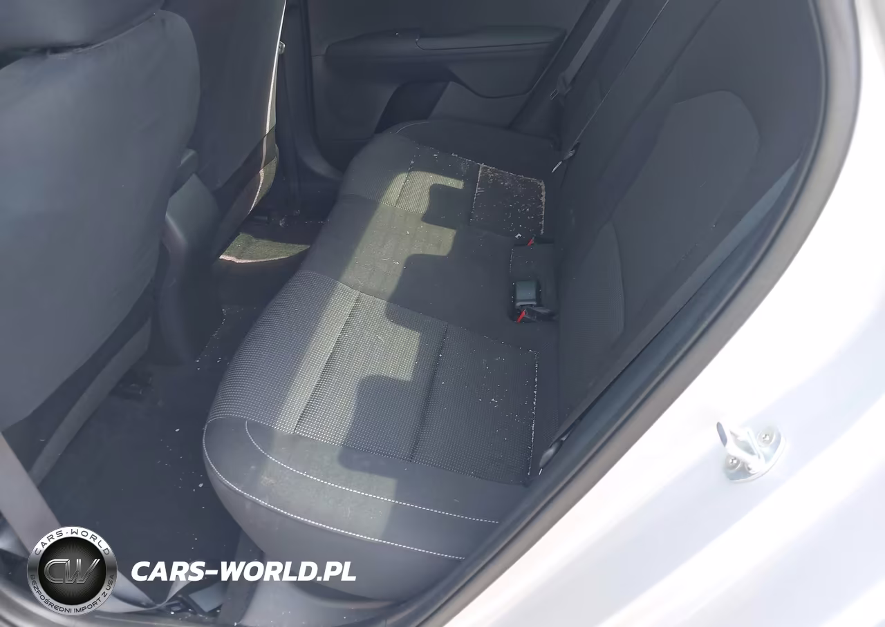 2021 Kia Forte Lxs VIN:3KPF24AD0ME370570 - 8