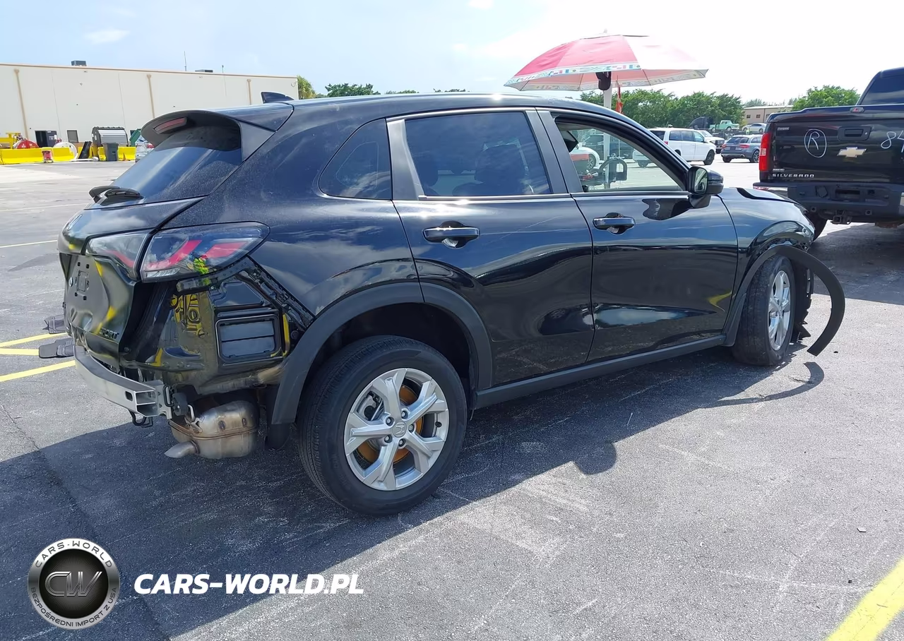 2023 Honda Hr-V 2Wd Lx VIN:3CZRZ1H31PM736626 - 4