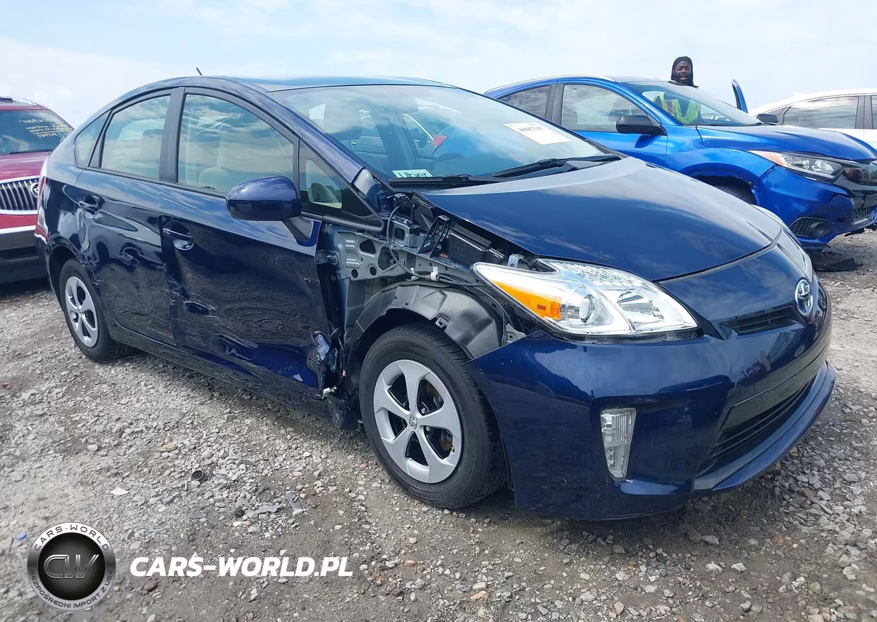 2013 Toyota Prius Two VIN:JTDKN3DU6D1698316 - 1