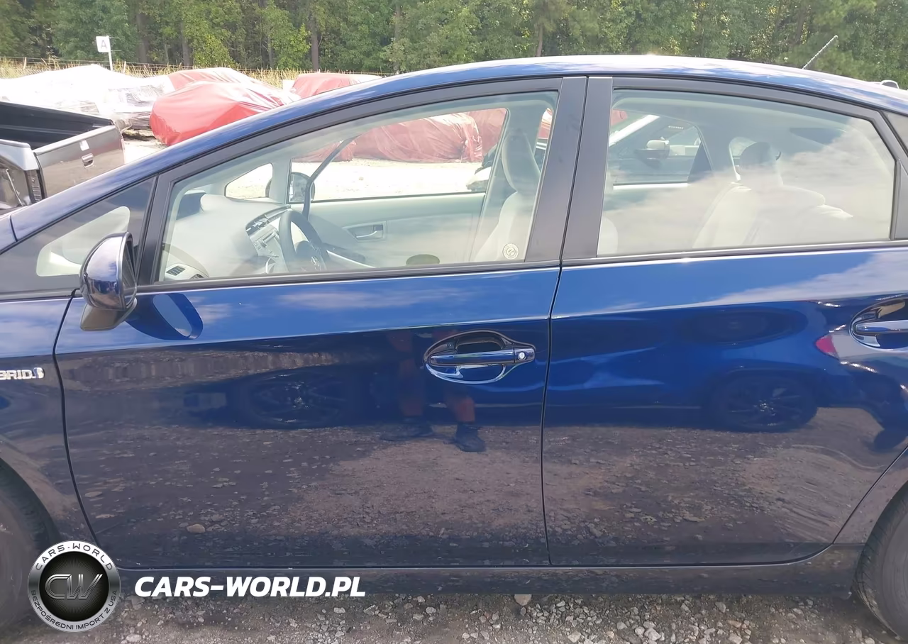 2013 Toyota Prius Two VIN:JTDKN3DU6D1698316 - 15