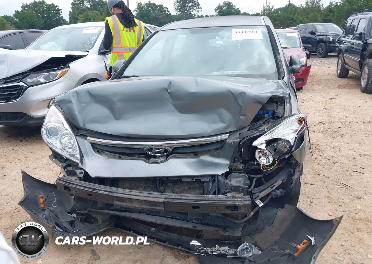 2010 Hyundai Elantra Touring Gls VIN:KMHDB8AE1AU066714 - 12