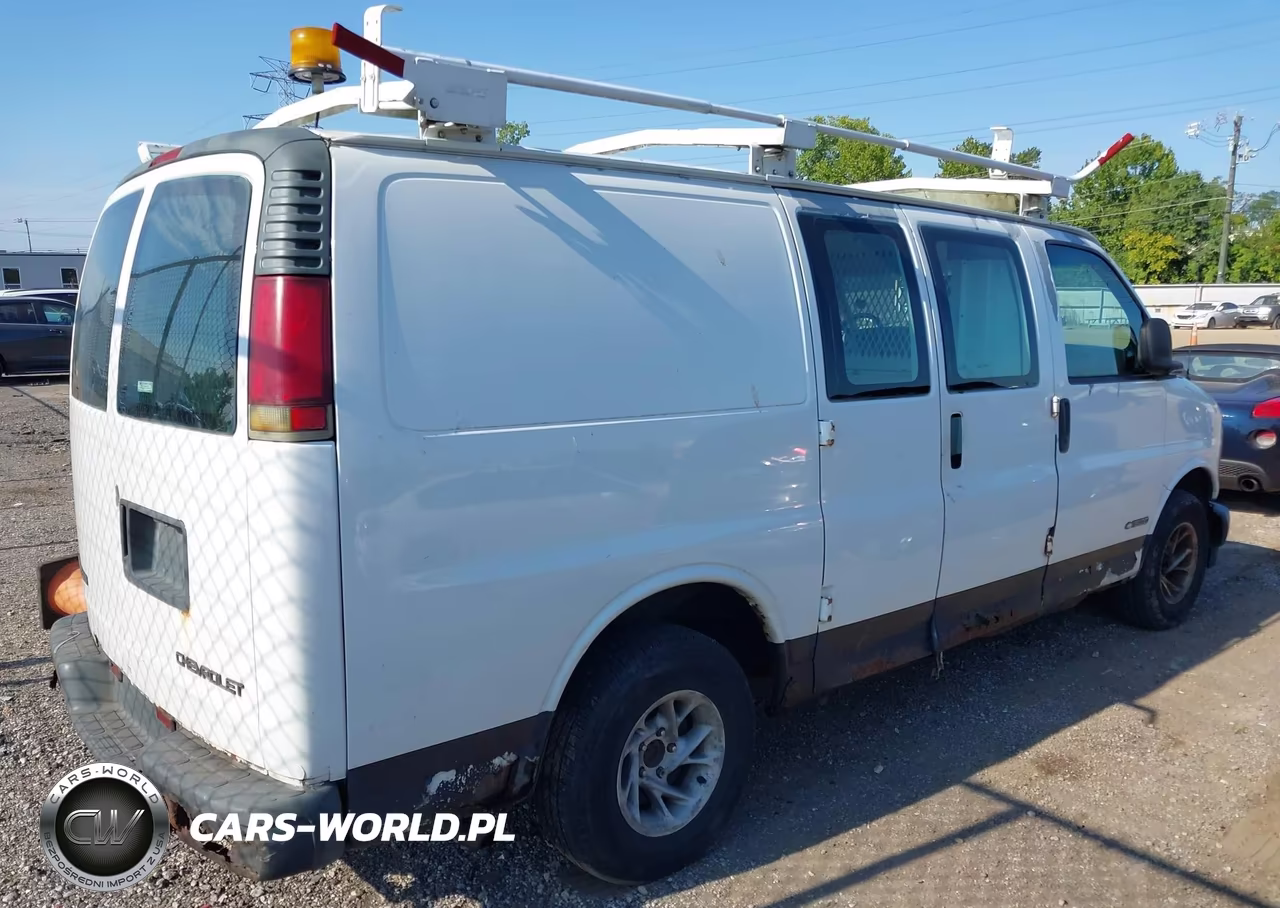2001 Chevrolet Express G1500 VIN:1GCEG15W711237309 - 4