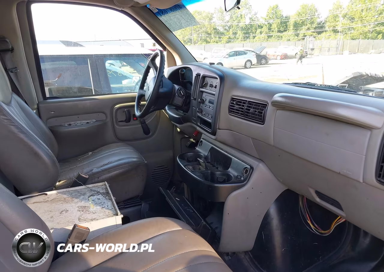 2001 Chevrolet Express G1500 VIN:1GCEG15W711237309 - 5