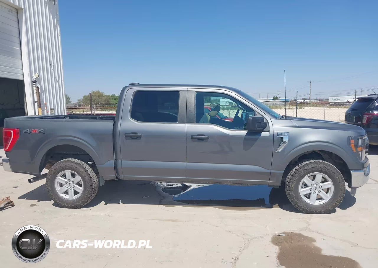 2023 Ford F-150 Xlt VIN:1FTFW1E86PFA36456 - 13