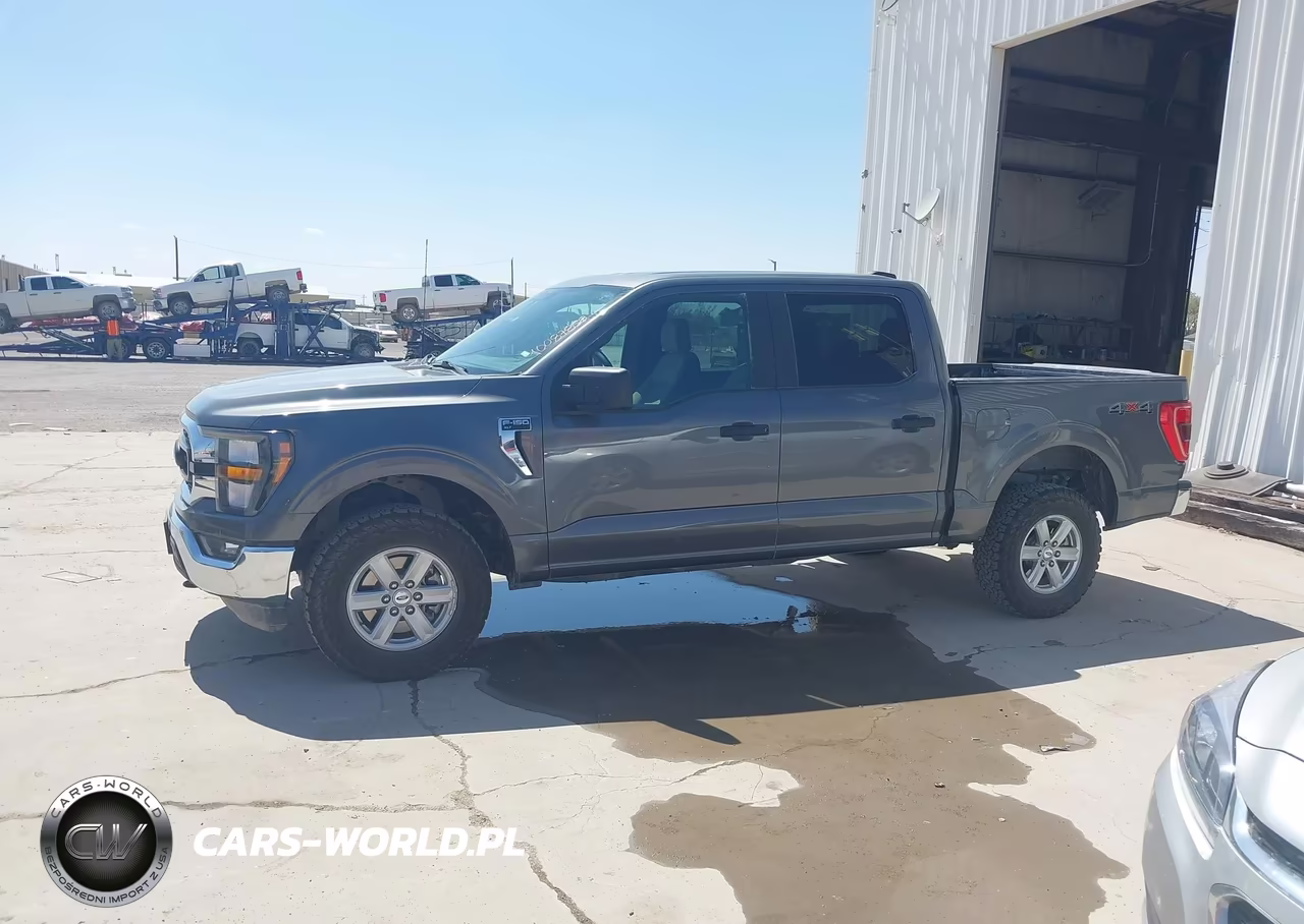 2023 Ford F-150 Xlt VIN:1FTFW1E86PFA36456 - 14