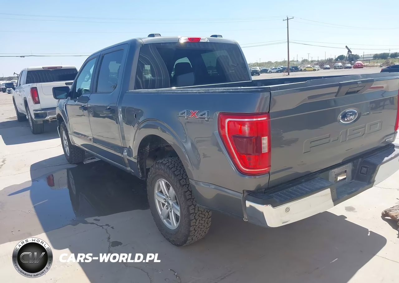 2023 Ford F-150 Xlt VIN:1FTFW1E86PFA36456 - 3