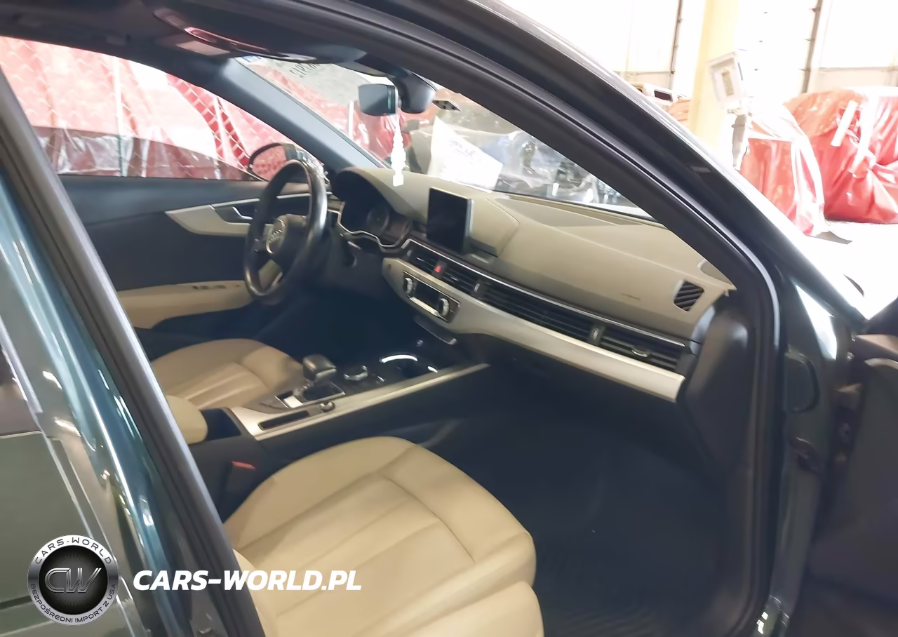 2017 Audi A4 2.0T Premium VIN:WAUGNAF40HN031664 - 5