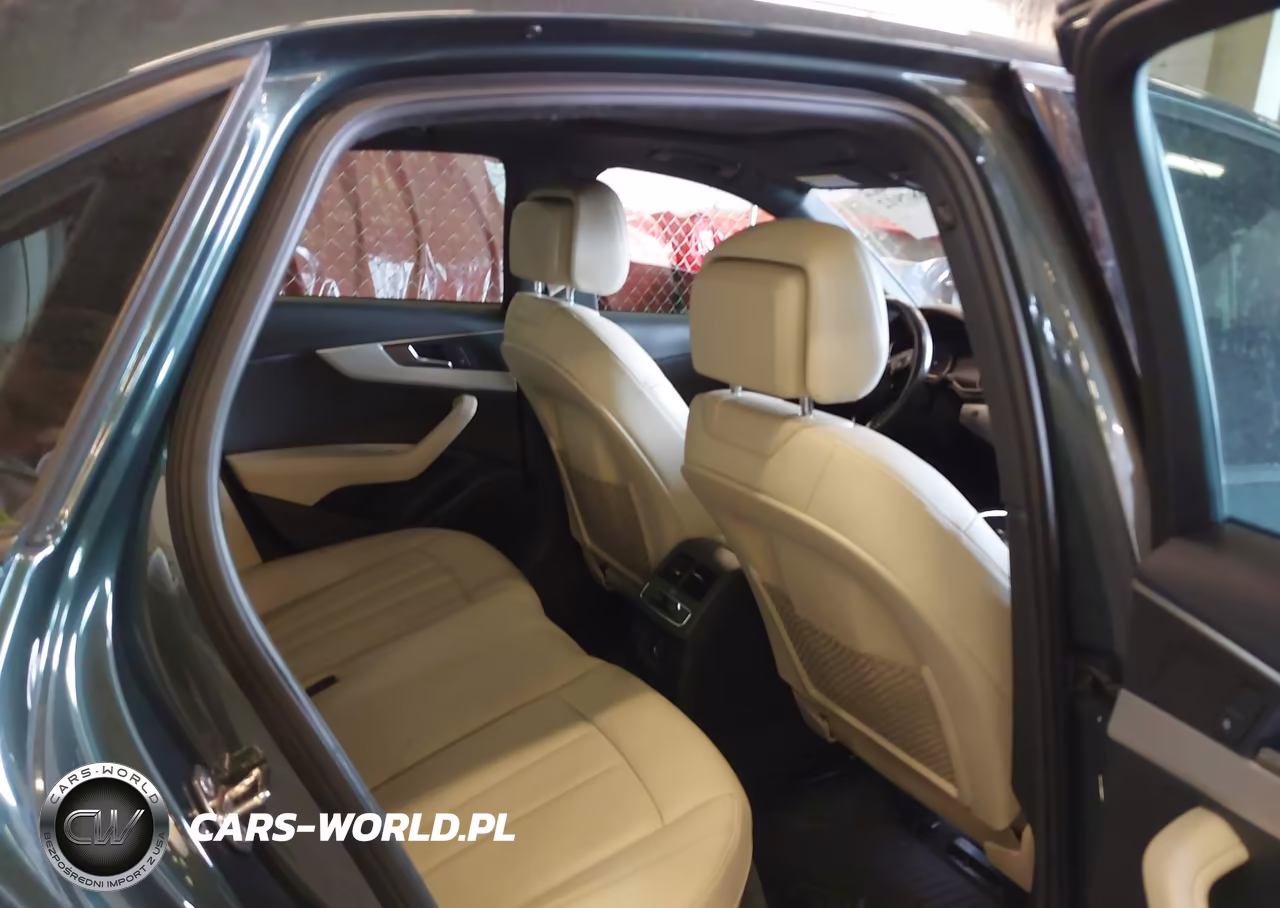 2017 Audi A4 2.0T Premium VIN:WAUGNAF40HN031664 - 8