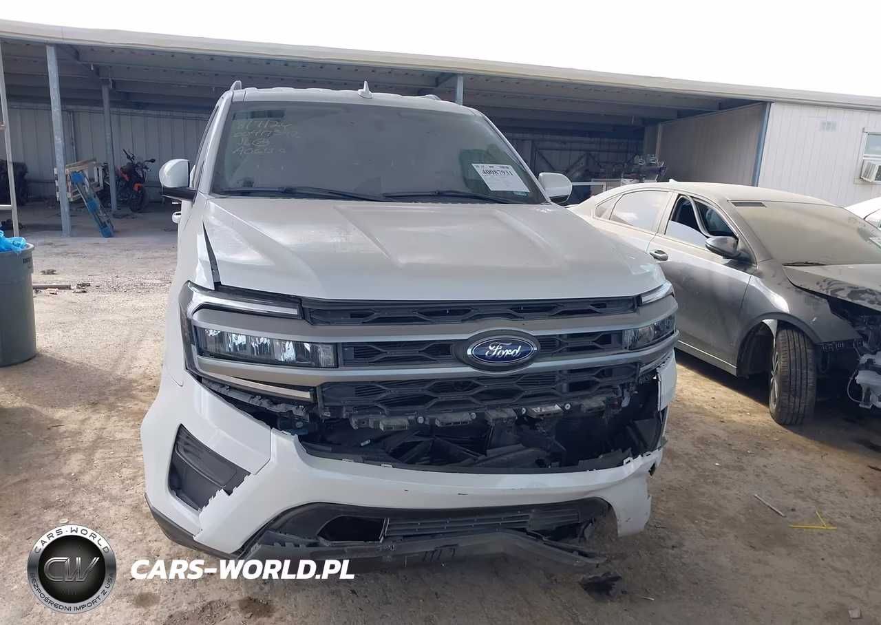 2024 Ford Expedition Xlt VIN:1FMJU1H82REA06130 - 12
