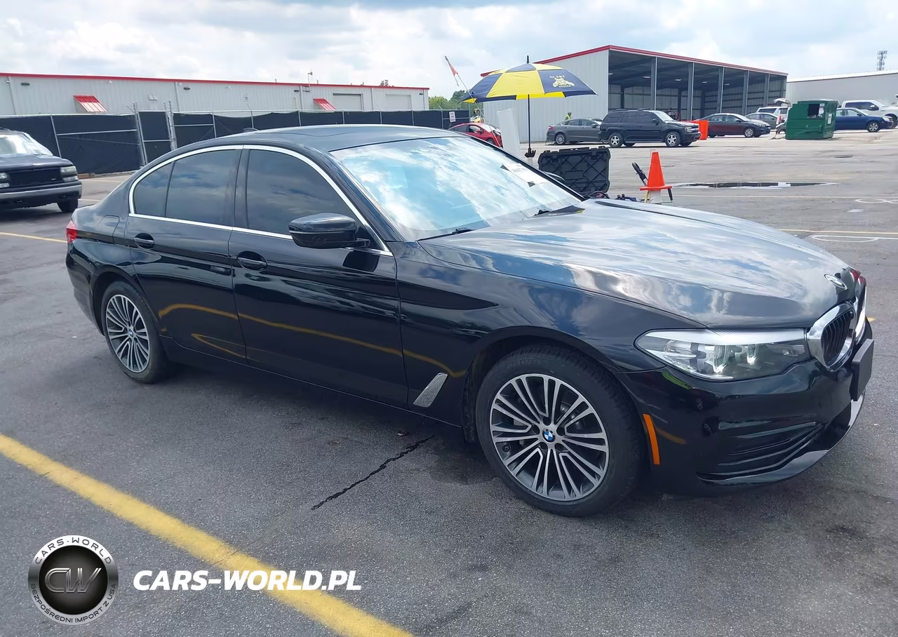 2019 BMW 530I VIN:WBAJA5C50KBX46636 - 1