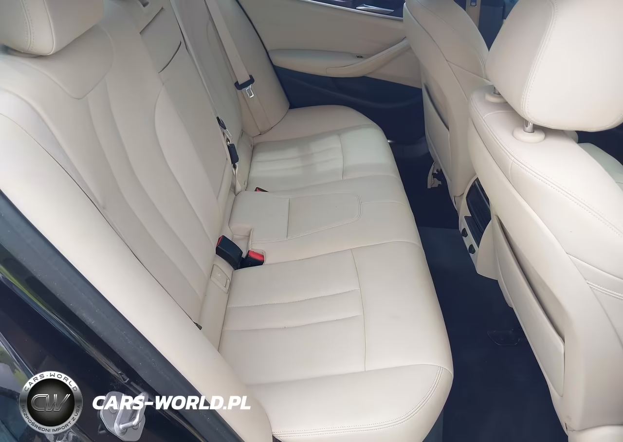 2019 BMW 530I VIN:WBAJA5C50KBX46636 - 8