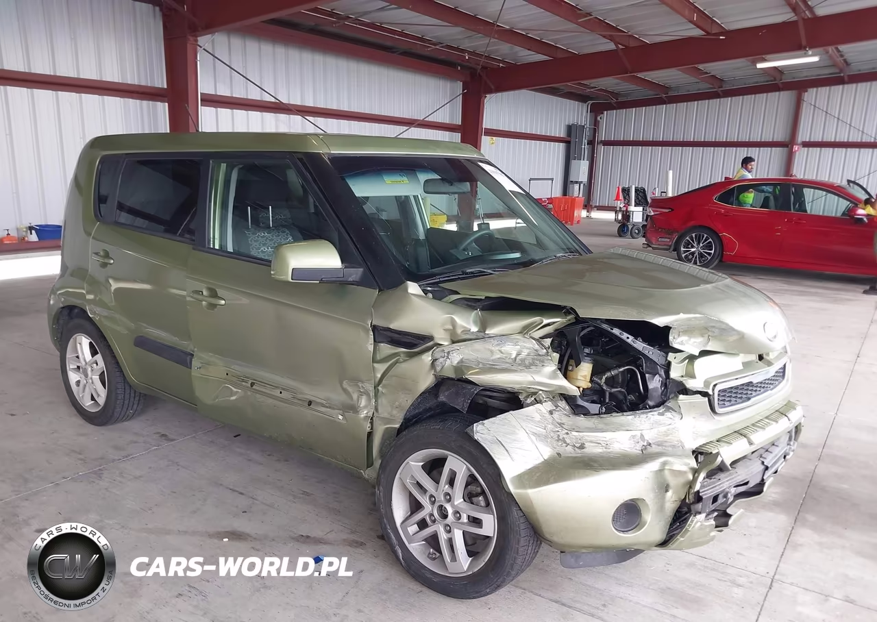 2011 Kia Soul +