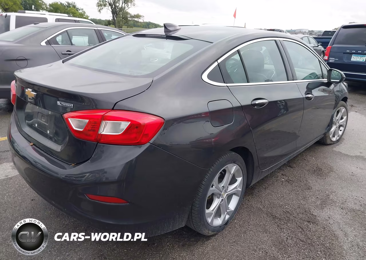 2017 Chevrolet Cruze Premier Auto VIN:1G1BF5SM7H7185728 - 4