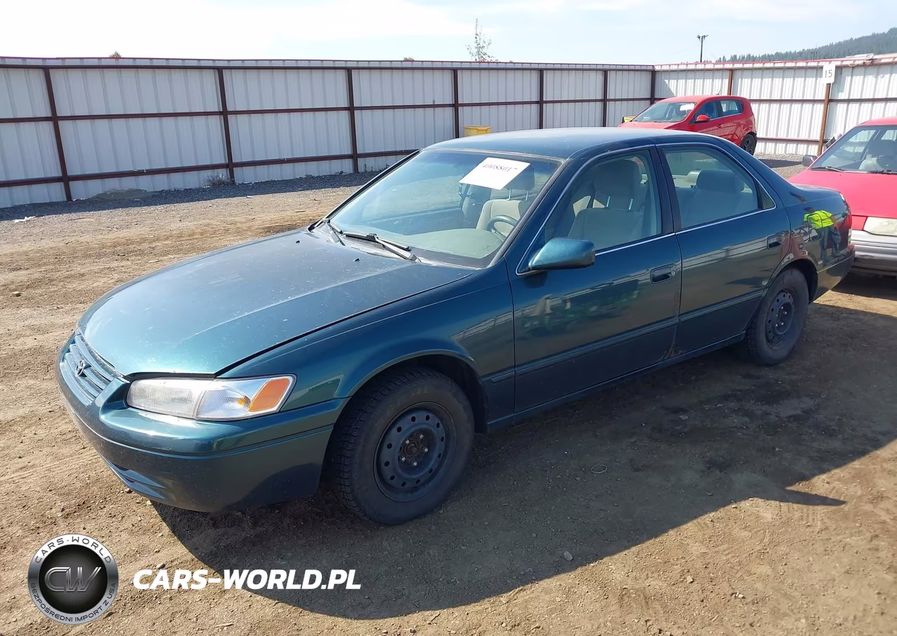 1998 Toyota Camry Le VIN:JT2BG28K0W0228040 - 2