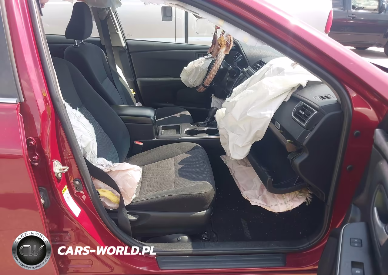 2016 Toyota Camry Le VIN:4T1BF1FK0GU606855 - 5
