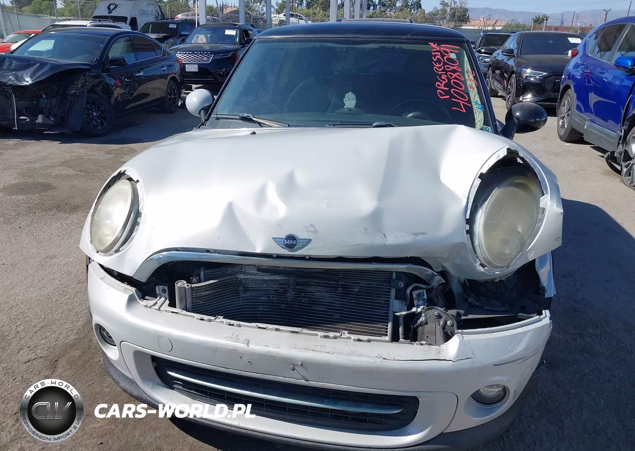 2011 Mini Cooper VIN:WMWSU3C53BT095349 - 6