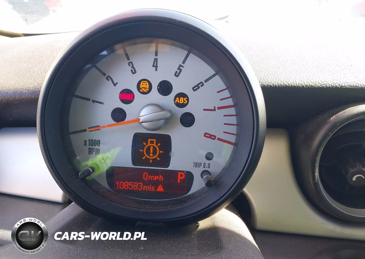 2011 Mini Cooper VIN:WMWSU3C53BT095349 - 7