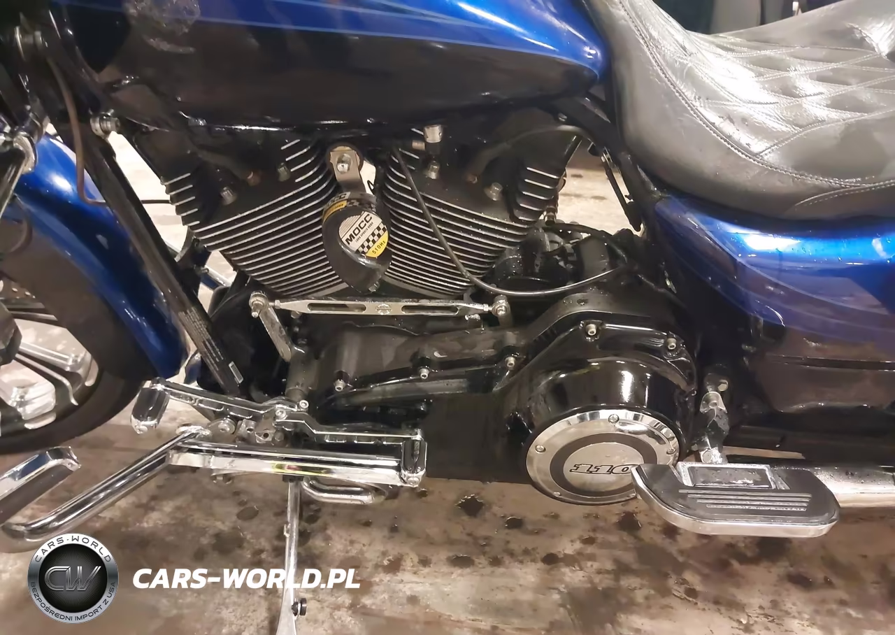 2012 Harley-Davidson Fltrxse Cvo Road Glide Custom VIN:1HD1TC819CB958085 - 9