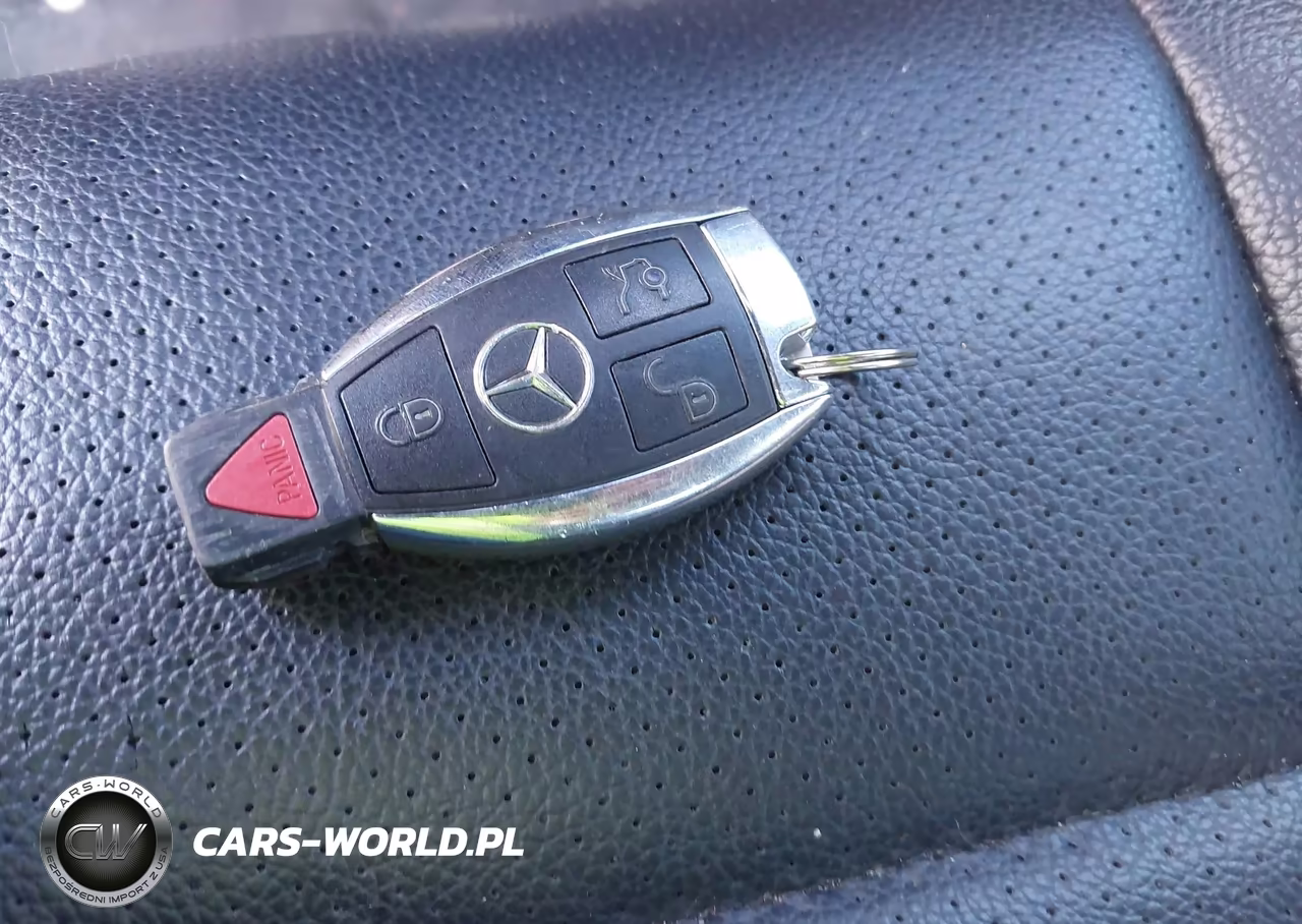2014 Mercedes-Benz C 250 Luxury-Sport VIN:WDDGF4HBXEA961044 - 11
