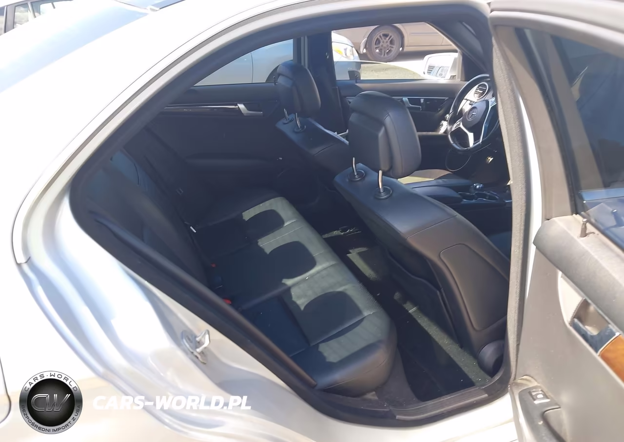 2014 Mercedes-Benz C 250 Luxury-Sport VIN:WDDGF4HBXEA961044 - 8