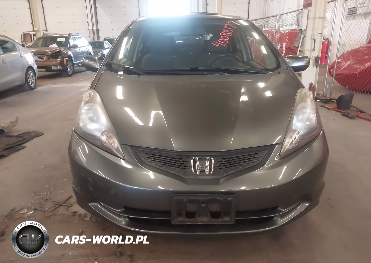 2013 Honda Fit VIN:JHMGE8H37DC012002 - 13
