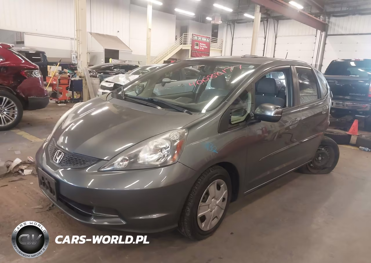 2013 Honda Fit VIN:JHMGE8H37DC012002 - 2
