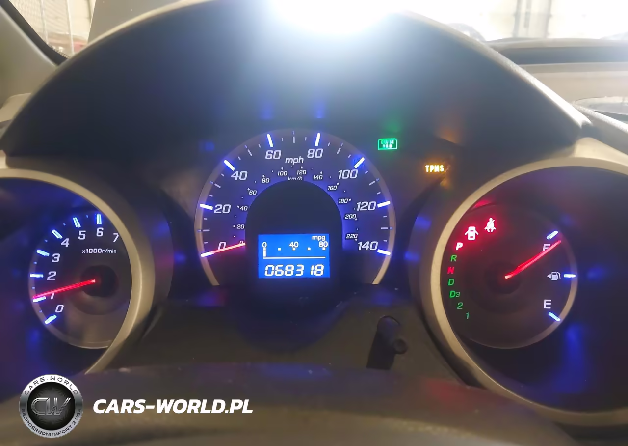 2013 Honda Fit VIN:JHMGE8H37DC012002 - 7