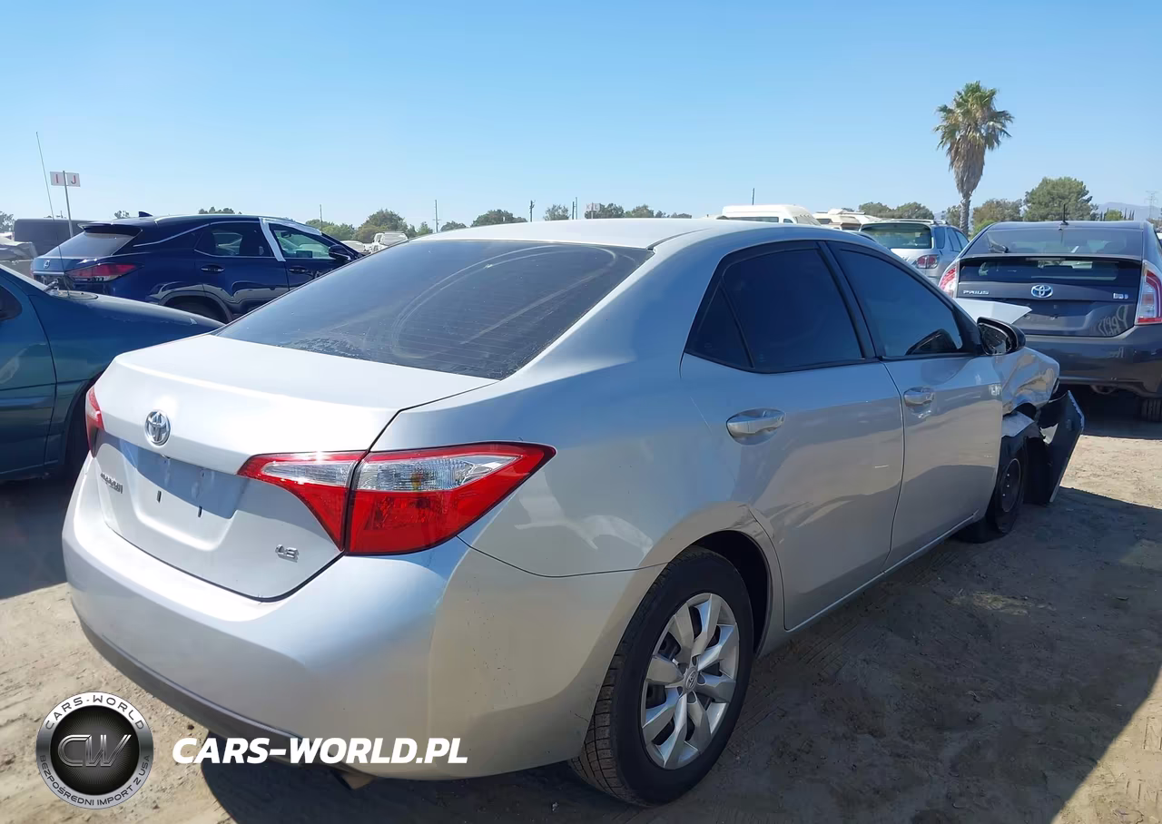 2016 Toyota Corolla Le VIN:5YFBURHE6GP515053 - 4