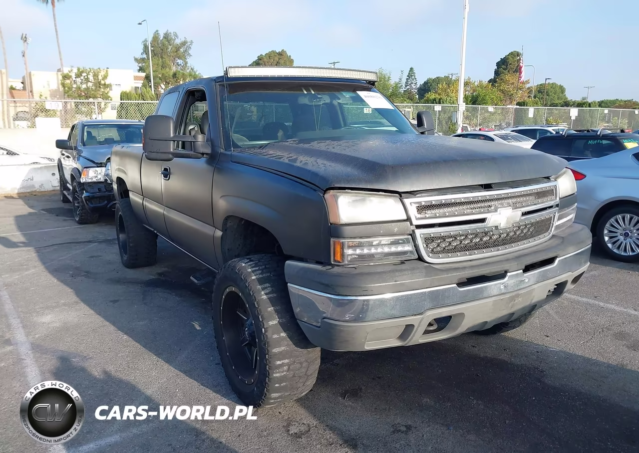 2004 Chevrolet Silverado 1500 Ls VIN:1GCEK19T84E233796 - 1