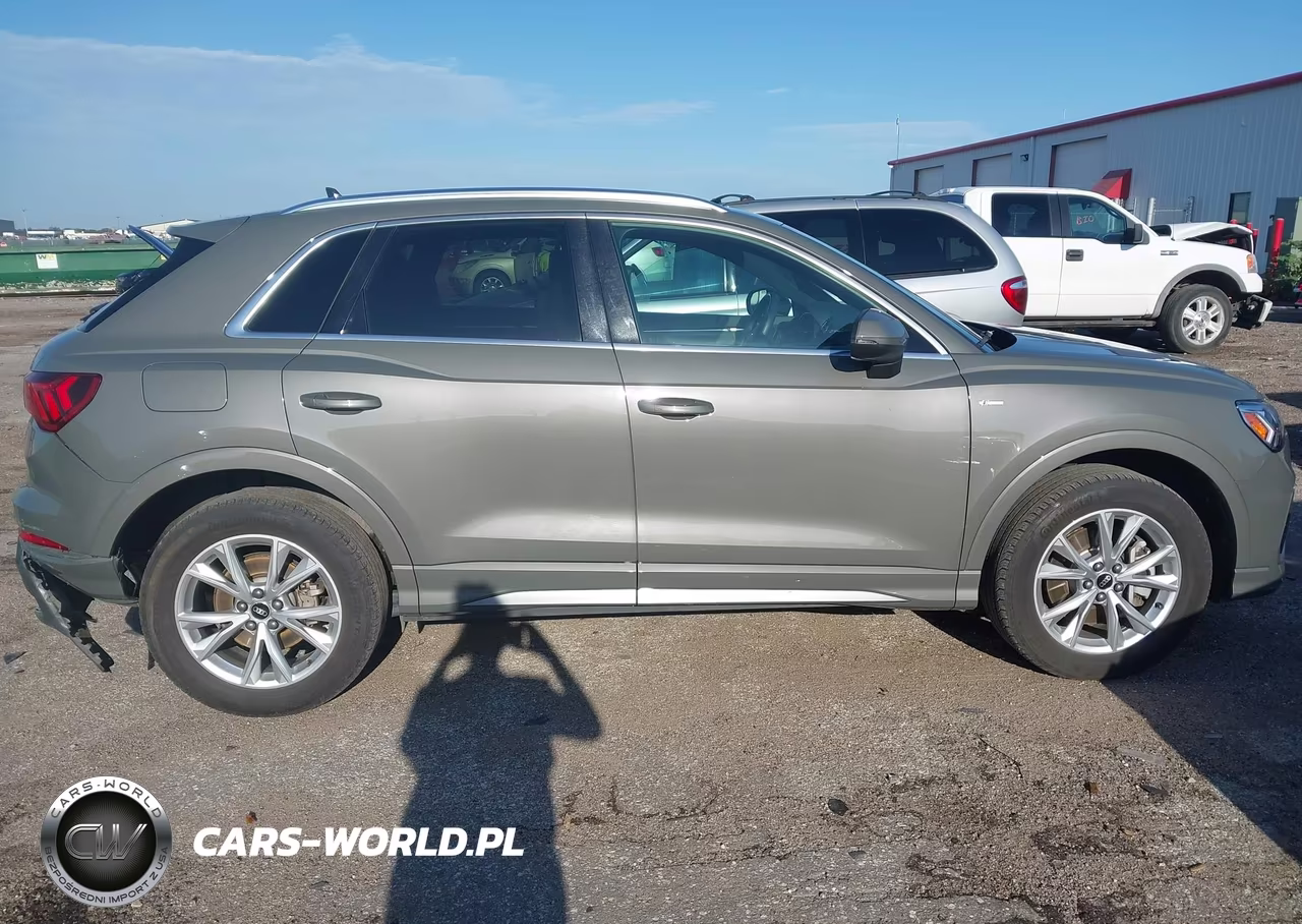 2023 Audi Q3 Premium S Line 45 VIN:WA1DECF35P1067469 - 13
