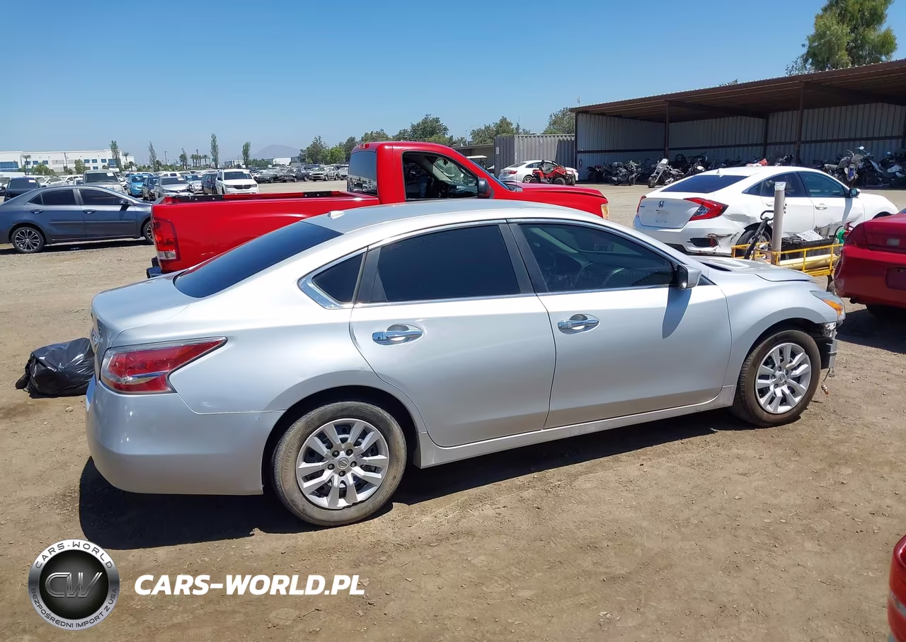 2015 Nissan Altima 2.5 S VIN:1N4AL3AP5FN874306 - 14
