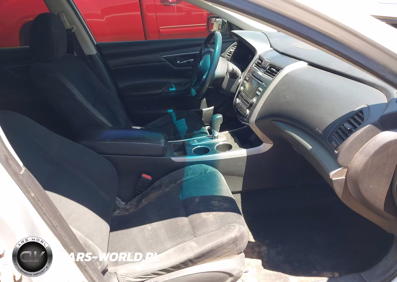 2015 Nissan Altima 2.5 S VIN:1N4AL3AP5FN874306 - 5