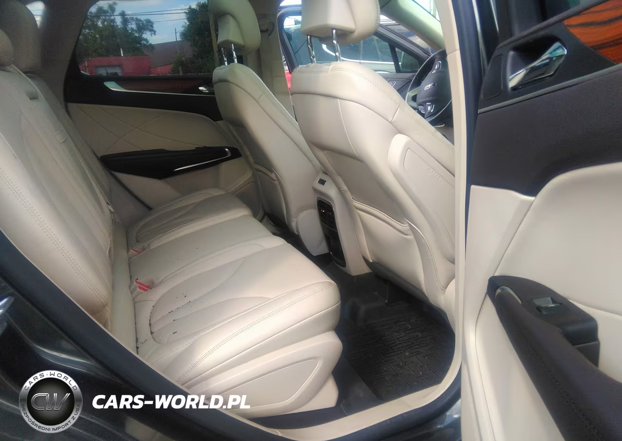 2019 Lincoln Mkc Select VIN:5LMCJ2C99KUL48500 - 8