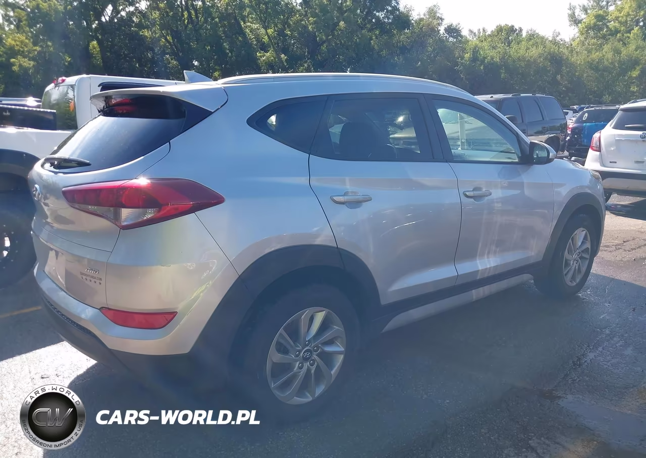 2018 Hyundai Tucson Sel VIN:KM8J3CA41JU698560 - 4