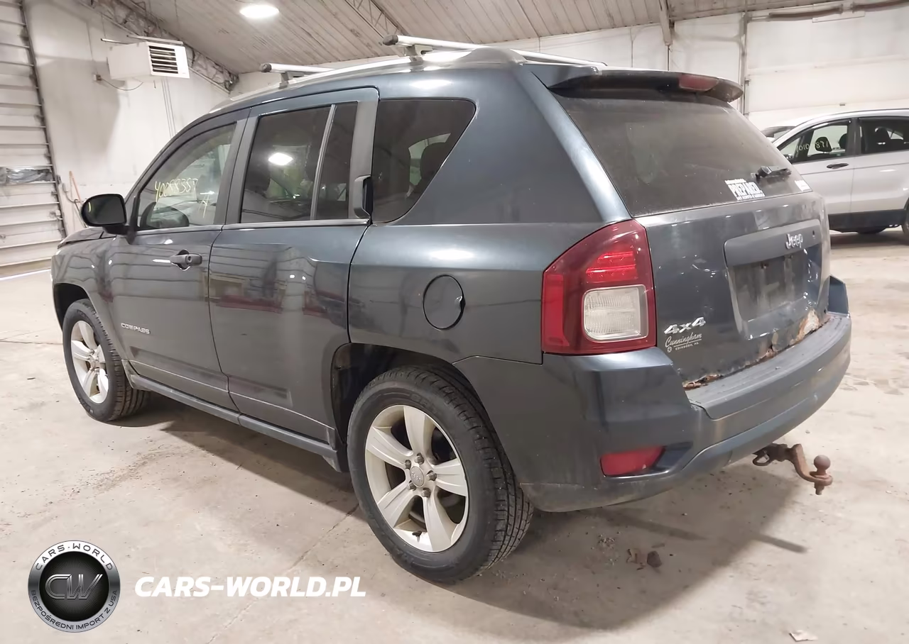 2014 Jeep Compass Sport VIN:1C4NJDBB2ED703186 - 3