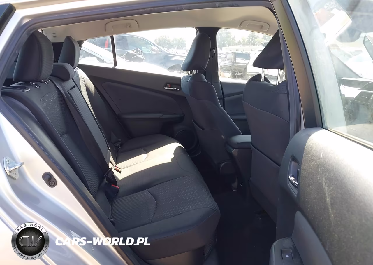 2016 Toyota Prius Two VIN:JTDKBRFU9G3014439 - 8